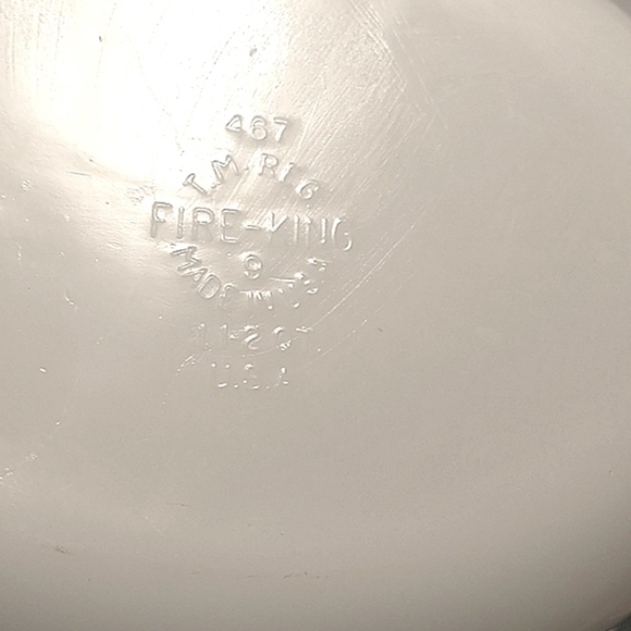 vtg Fire King Casserole dish Wheat pattern white - Picture 5 of 5